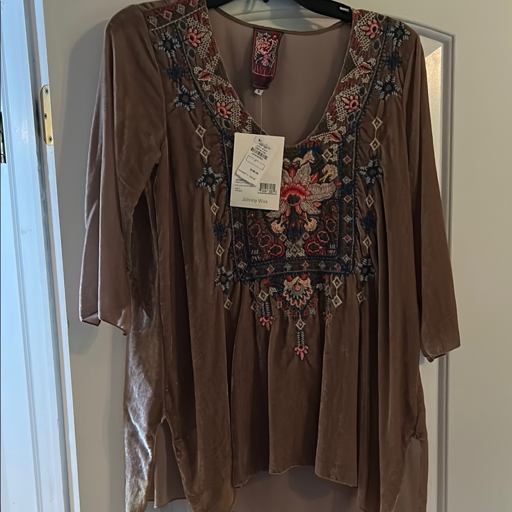 Johnny Was Brown Embroidered Women's Top